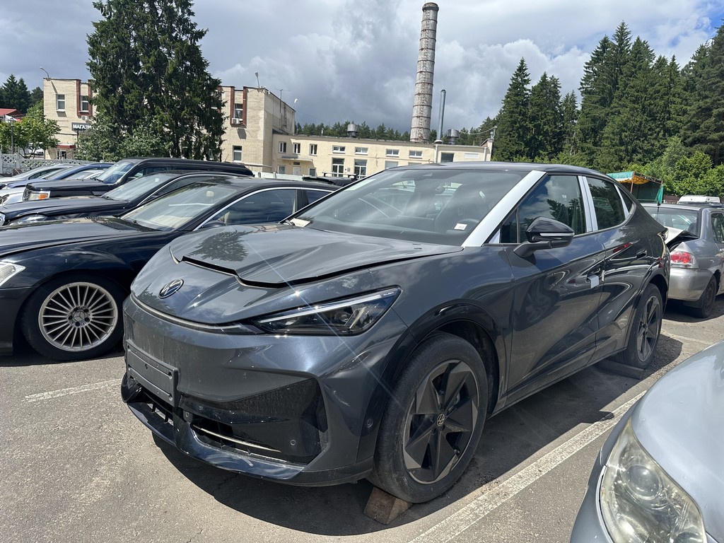 Volkswagen, Id.unyx 06, 2025
