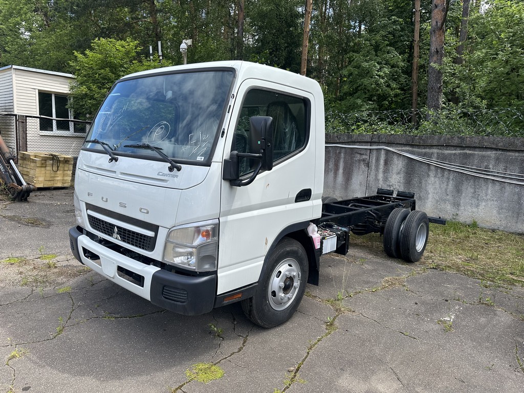 Mitsubishi, Canter, 2025