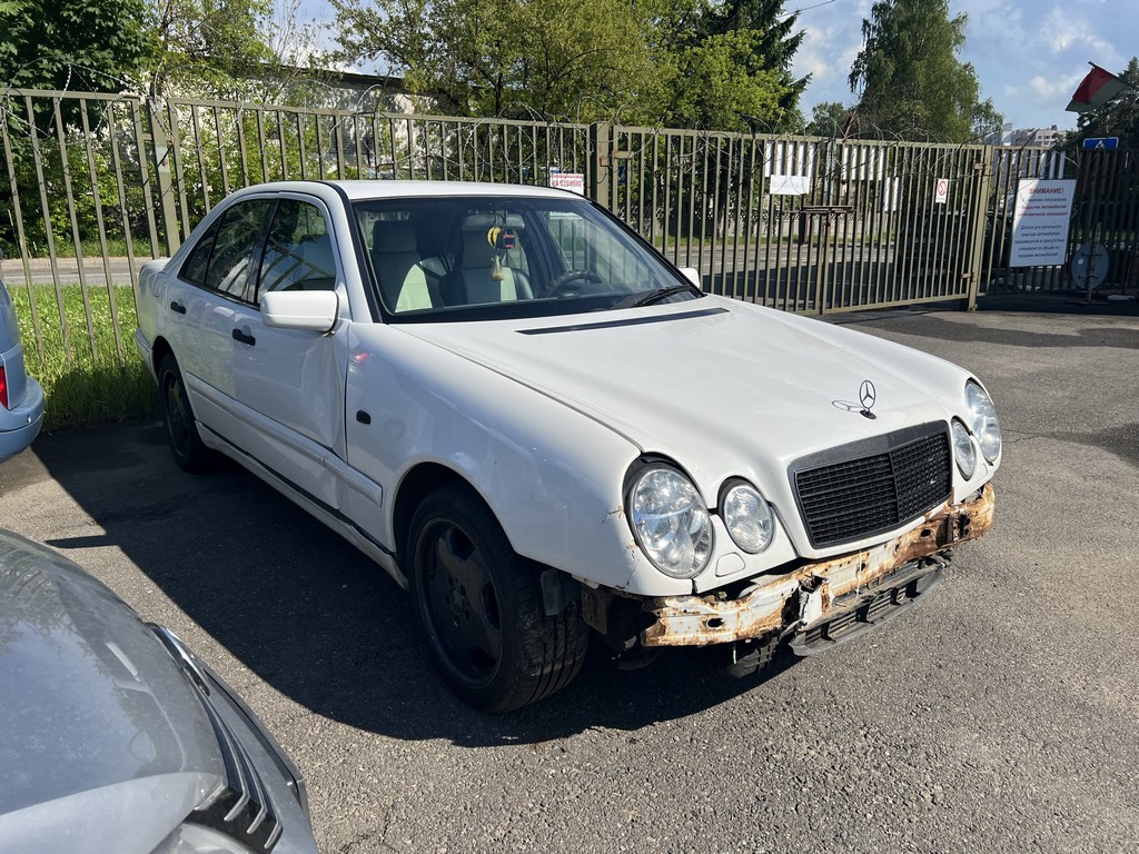 Mercedes-Benz, E 200, 1998