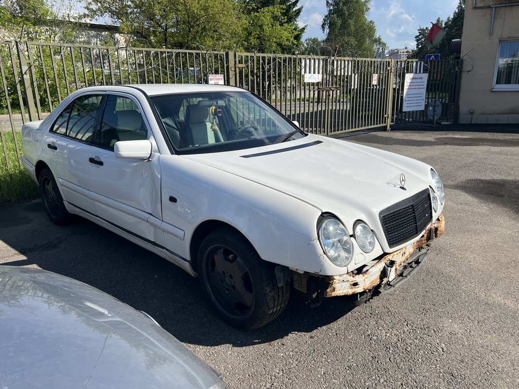 Mercedes-Benz, E 200, 1998
