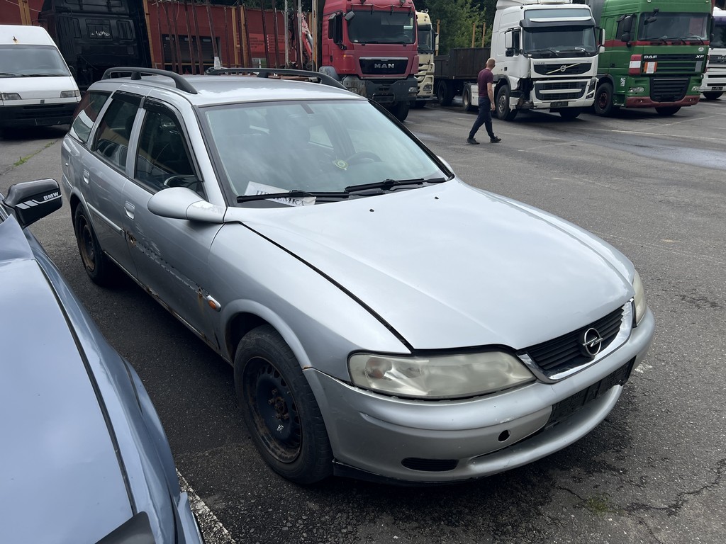Opel, Vectra, 2000