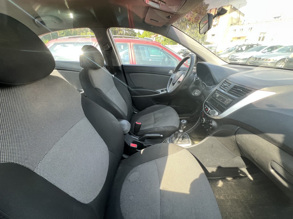 Hyundai, Solaris, 2011