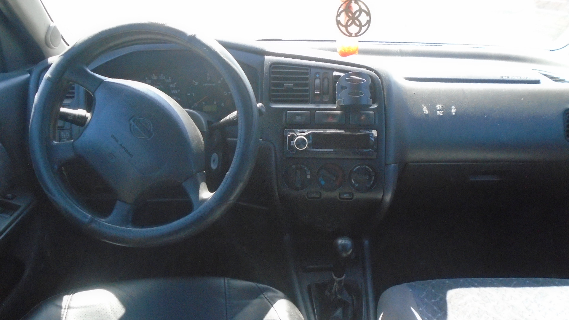 Nissan, Primera, 1997