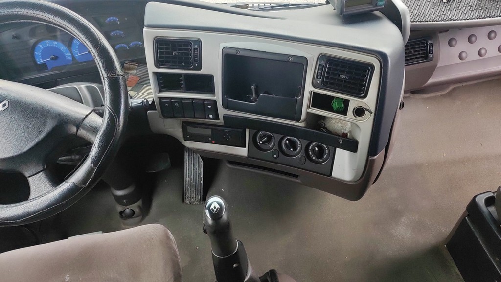 Renault, Magnum 440Dxi, 2006