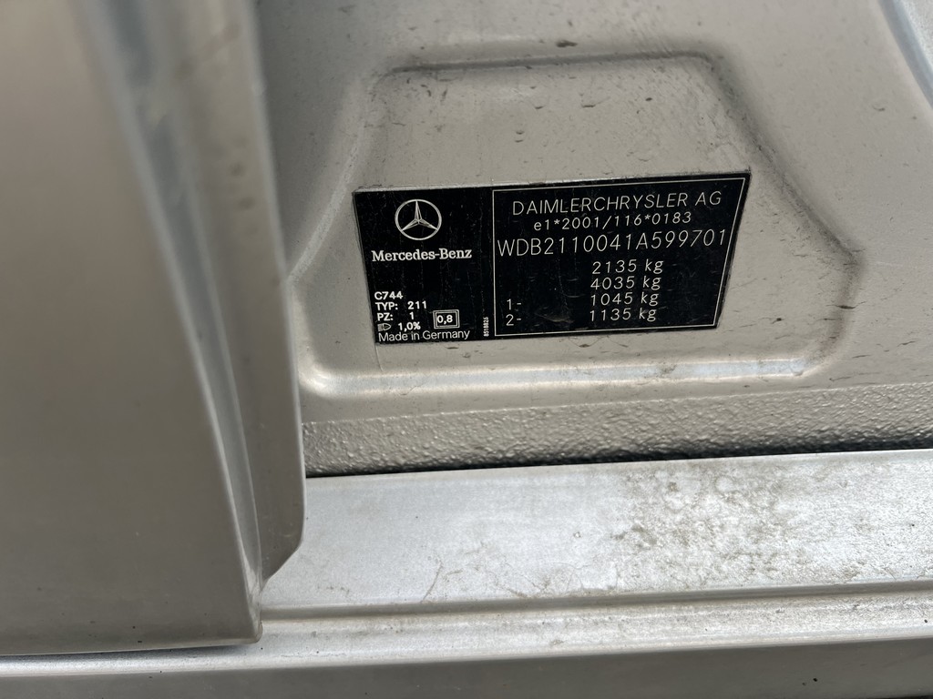Mercedes-Benz, E220, 2005