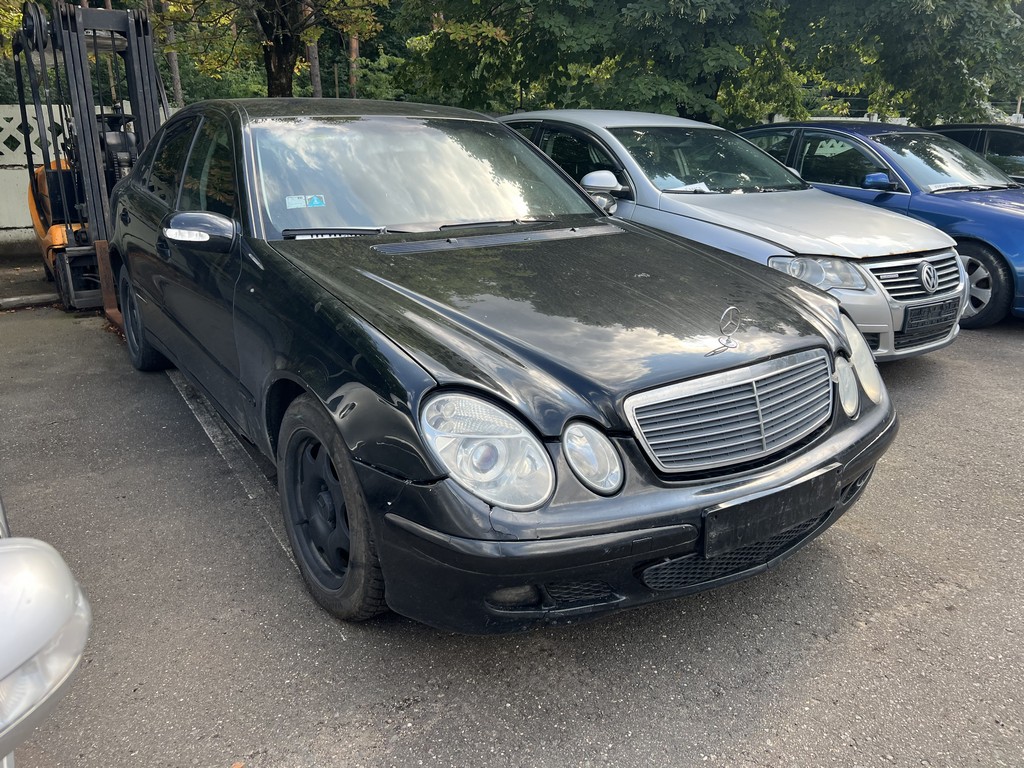 Mercedes-Benz, E220, 2003