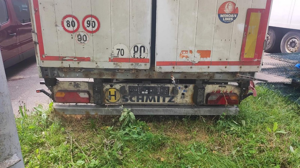 Schmitz, Scs 24, 2004