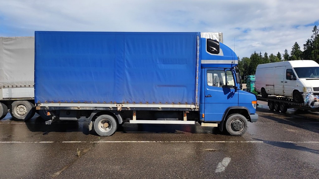 Mercedes-Benz, Vario 615D, 2006