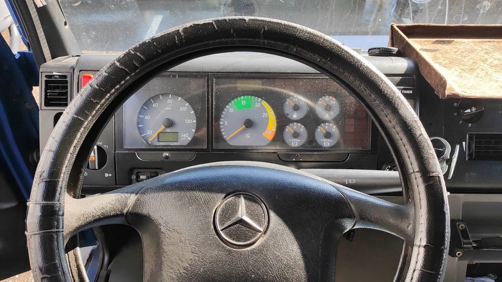 Mercedes-Benz, Vario 615D, 2006