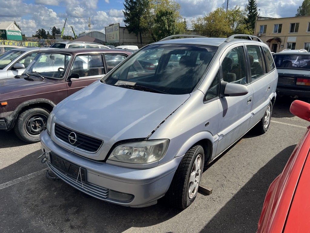 Opel, Zafira, 2000