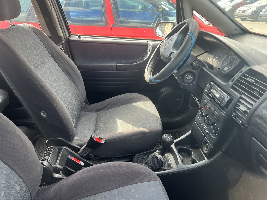 Opel, Zafira, 2000