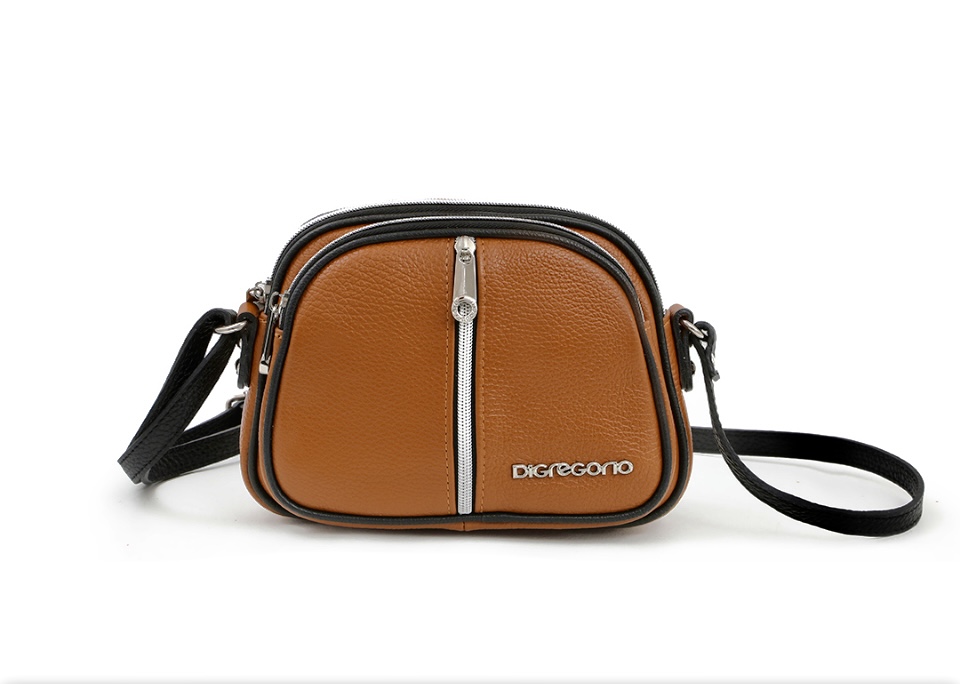 Сумка женская. марка DI Gregorio . кожа. разных цветов. артикул 8829. страна производства Италия упаковка с загрязнениями и повреждениями 3556