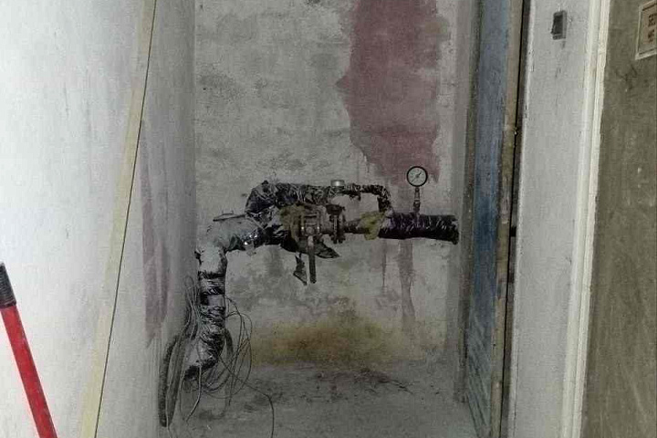 Капитальное строение общей площадью 1266,4 кв.м (наименование - цех деревообработки с АБК), расположенное по адресу: Гродненская область, Новогрудский район,  г. Новогрудок, ул. Советская, 85  