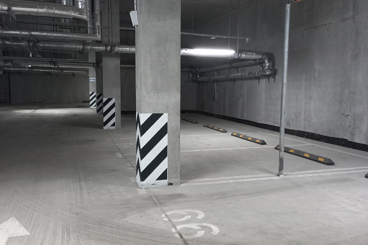 Изолированное помещение с инвентарным номером 500D-7988236173 (назначение - Машино-место; наименование - Машино-место), площадью 13,0 кв.м, расположенное по адресу: г. Минск, ул. Гастелло, 8-273